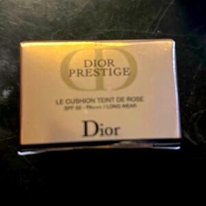Dior prestige le cushion travel size 4g 0.14oz